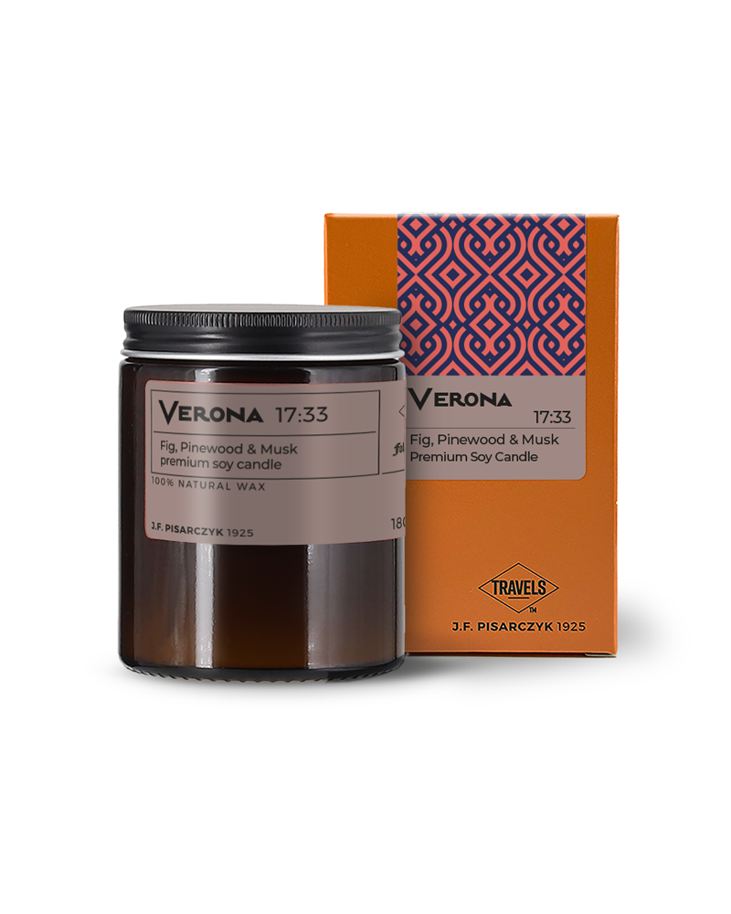 VERONA 17:33 Fig, Pinewood & Musk - Świeca sojowa premium - Kolekcja Travels