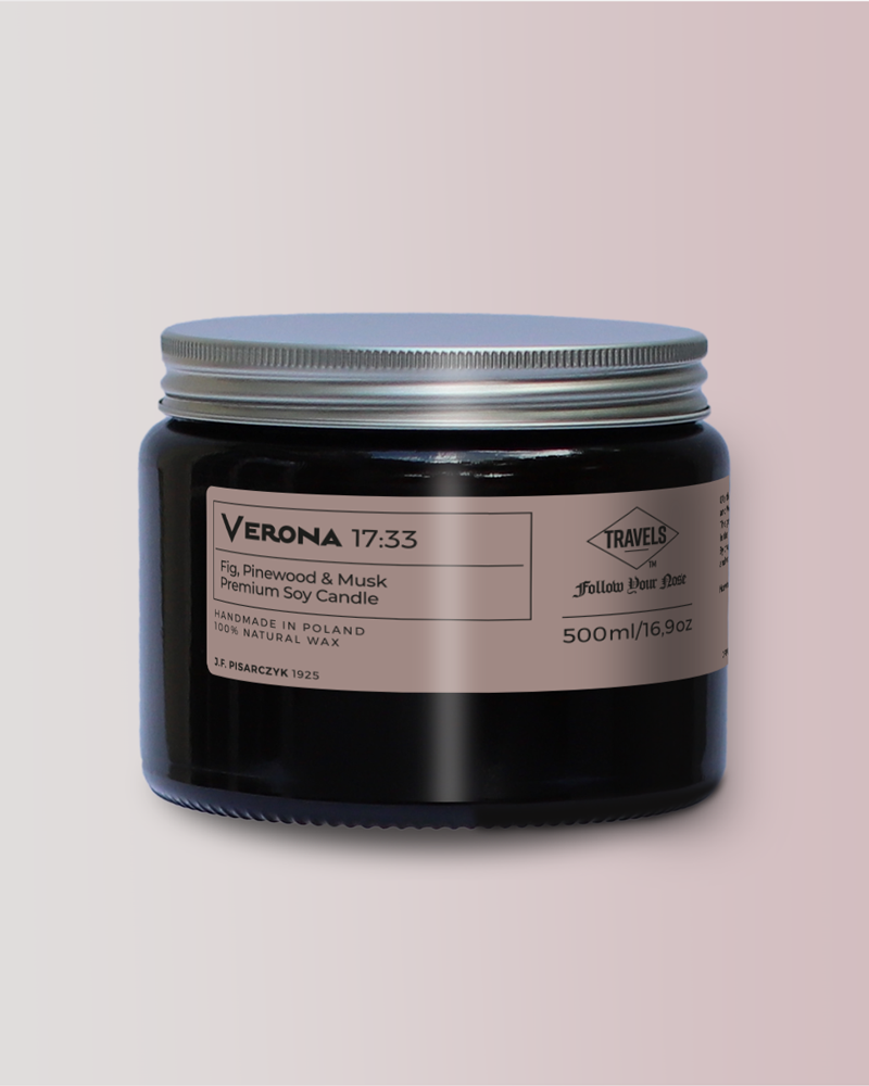 VERONA 17:33 Fig, Pinewood & Musk - Świeca sojowa premium - Kolekcja Travels