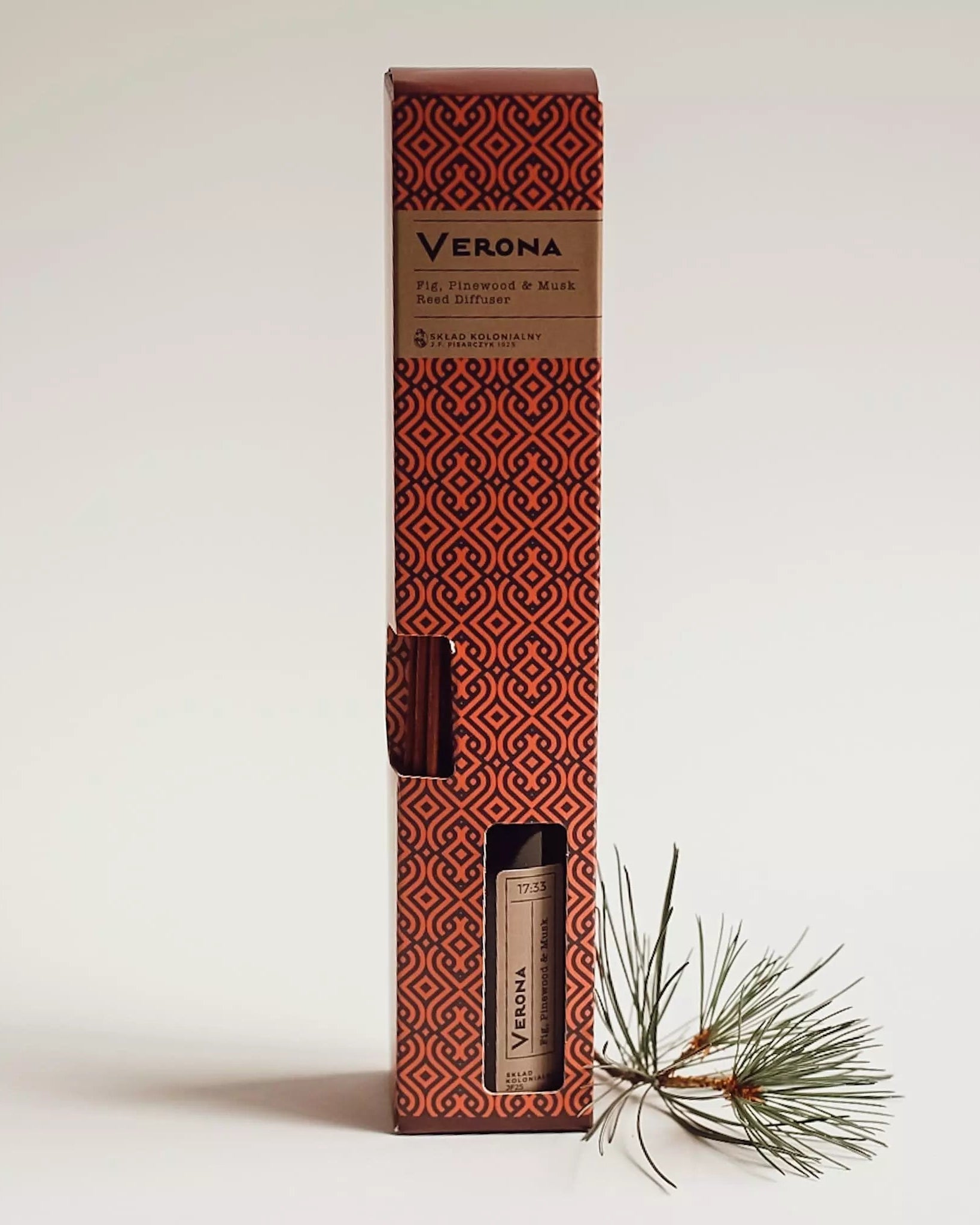 VERONA 17:33 Fig, Pinewood & Musk Dyfuzor Rattanowy - Kolekcja Travels