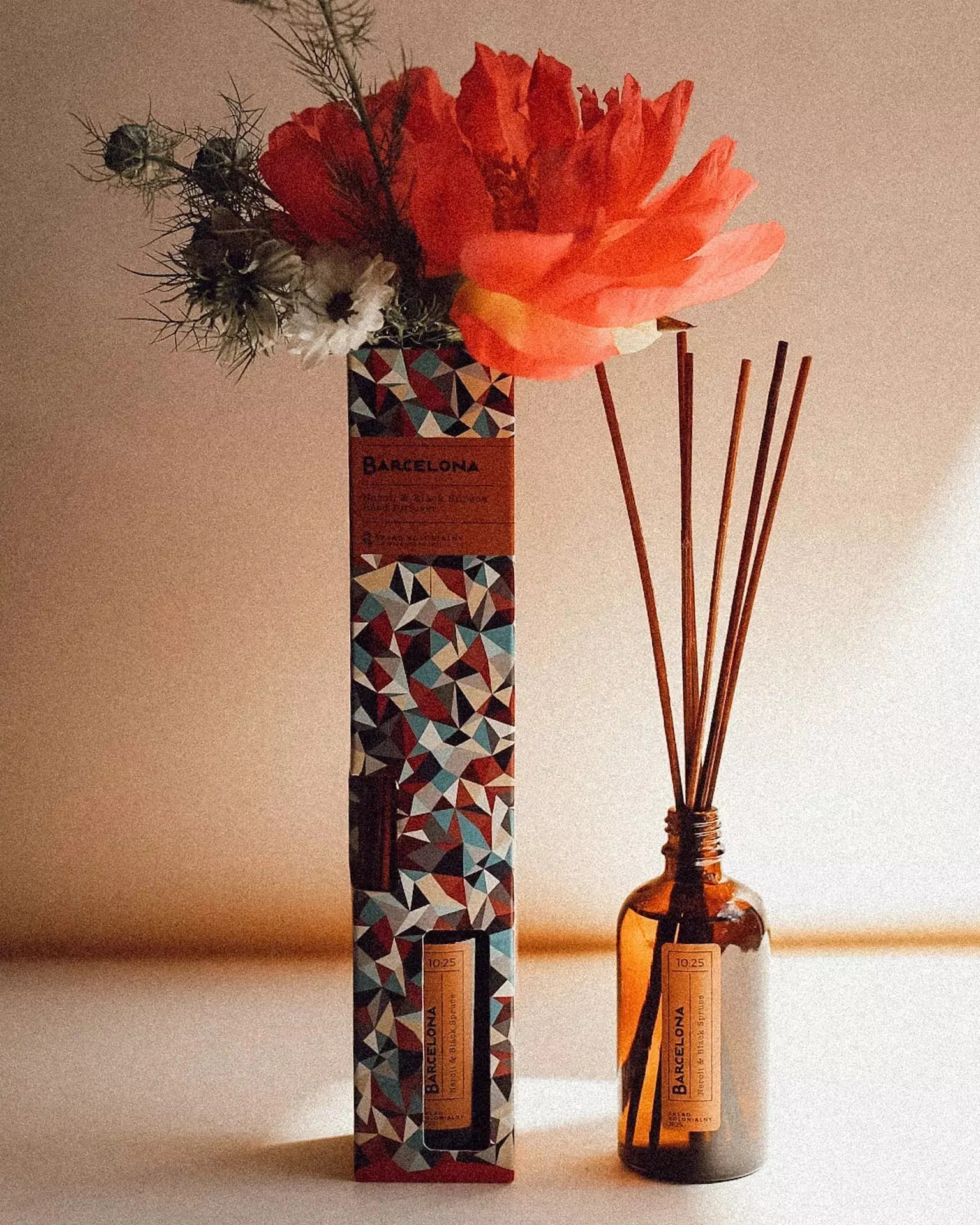 BARCELONA 10:25 Neroli & Black Spruce Dyfuzor Rattanowy - Kolekcja Travels