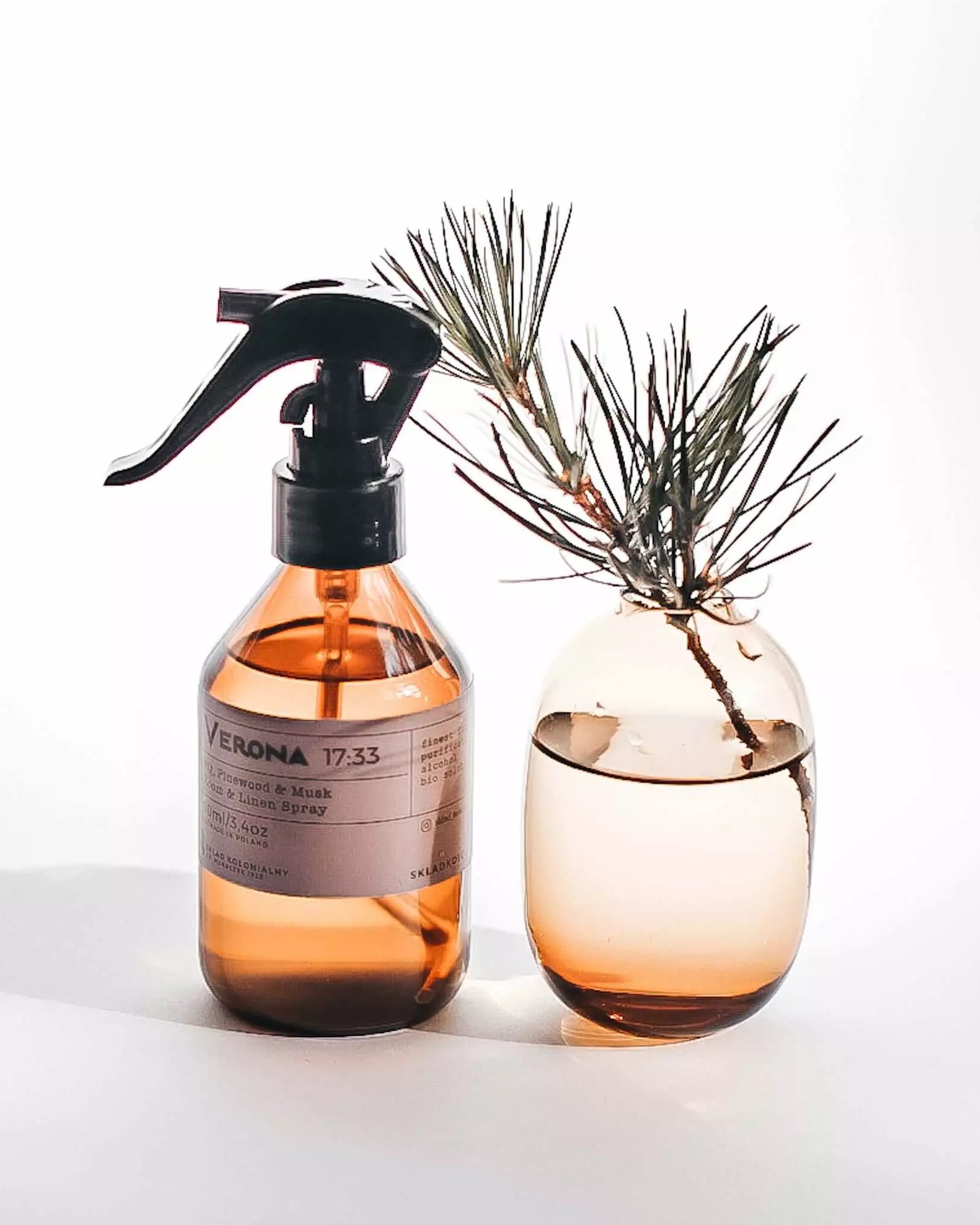 VERONA 17:33 Fig, Pinewood & Musk Home Perfume - Kolekcja Travels