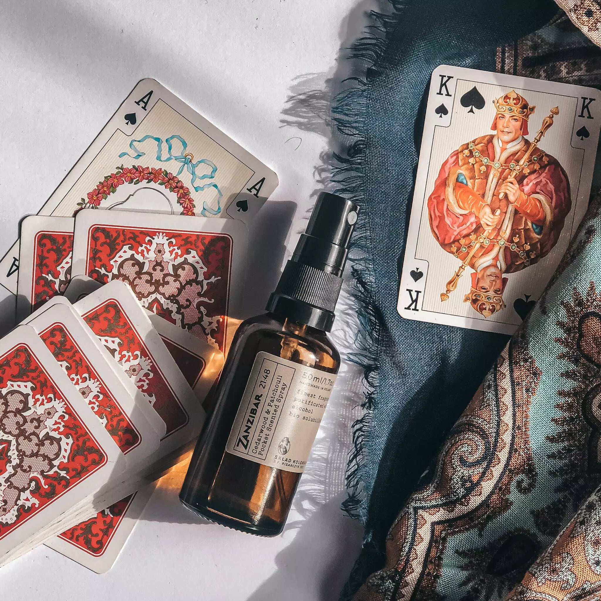 ZANZIBAR 21:48 Cedarwood & Patchouli Home Perfume - Kolekcja Travels karty