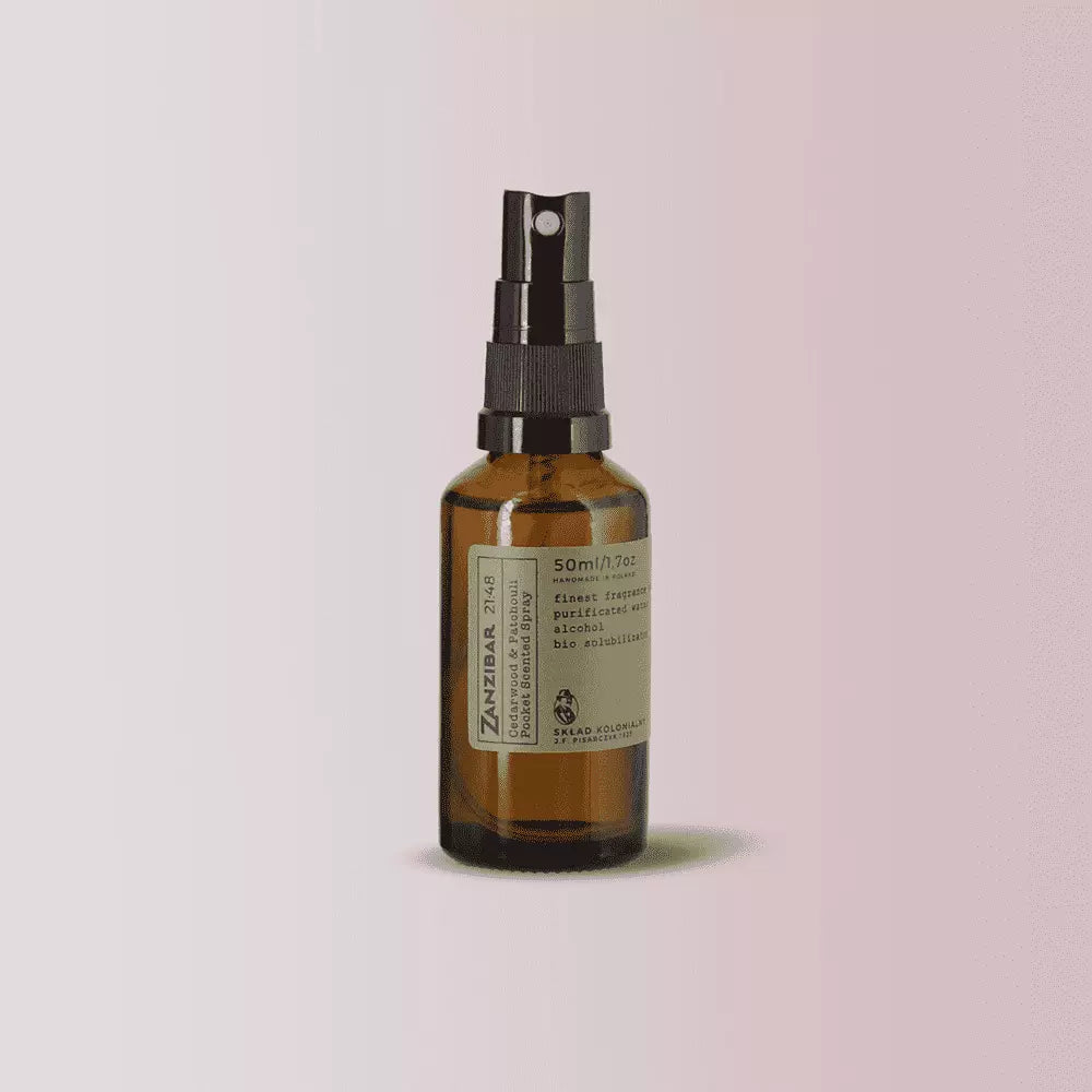 ZANZIBAR 21:48 Cedarwood & Patchouli Home Perfume - Kolekcja Travels otwarte