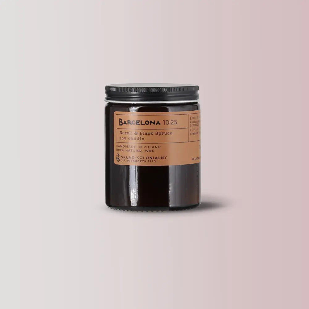 BARCELONA 10:25 Neroli & Black Spruce - Świeca sojowa premium - Kolekcja Travels