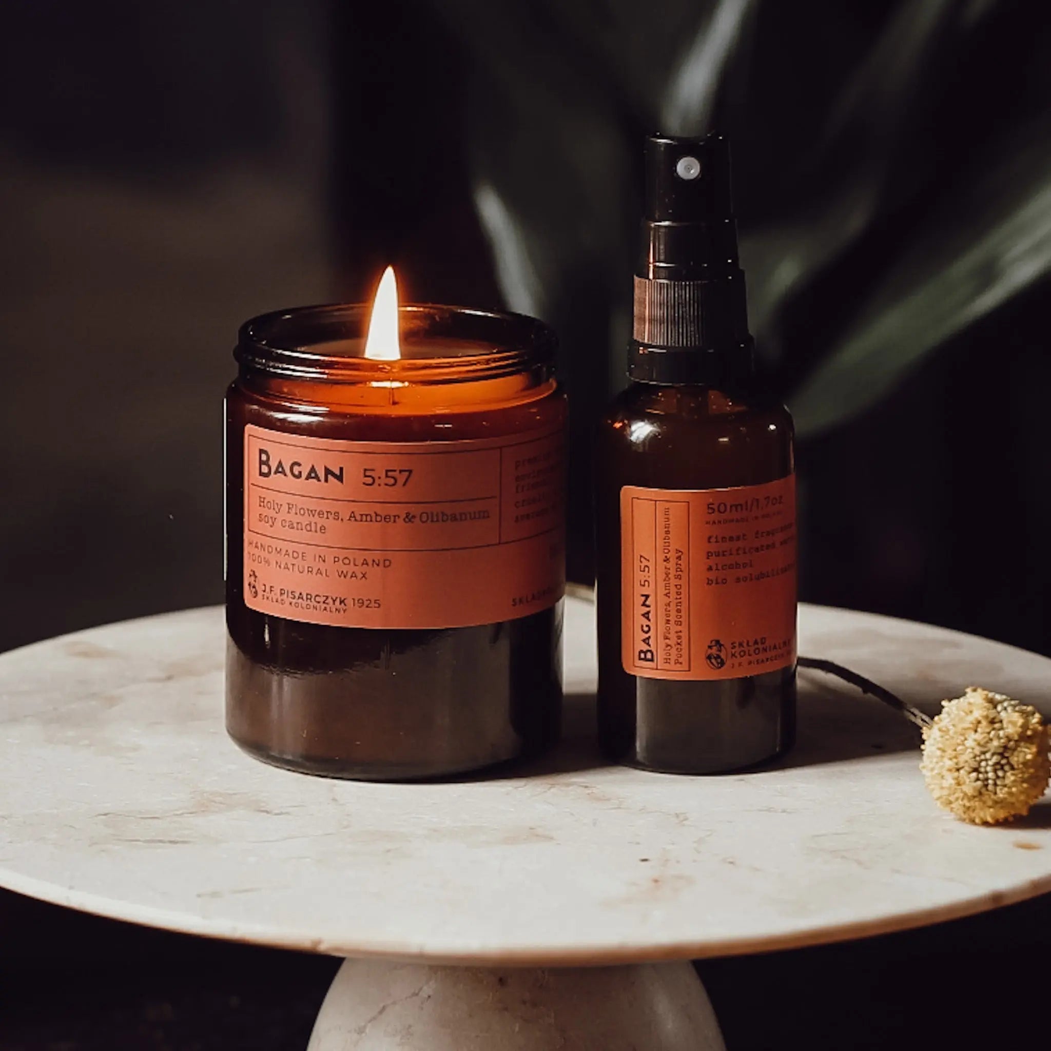 swieca_sojowa_Bagan-tlo