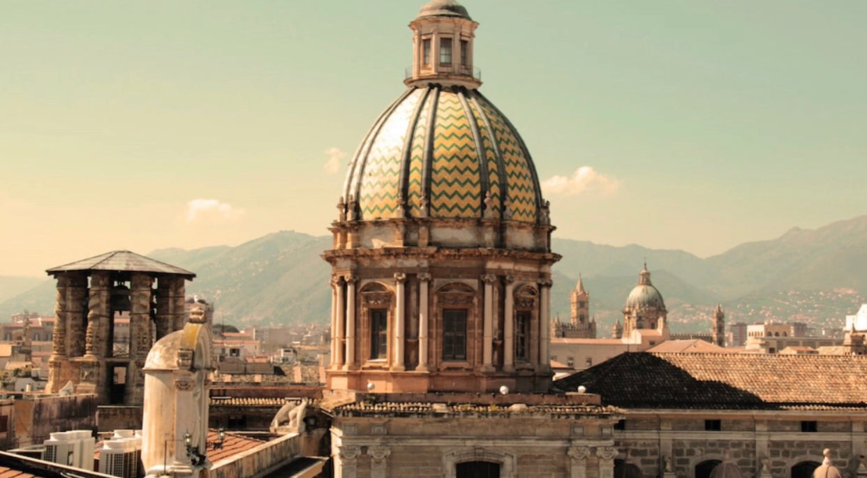 PALERMO… światło miało zapach nieba, połączony ze słonym wiatrem i bergamotą. JF Pisarczyk 1925