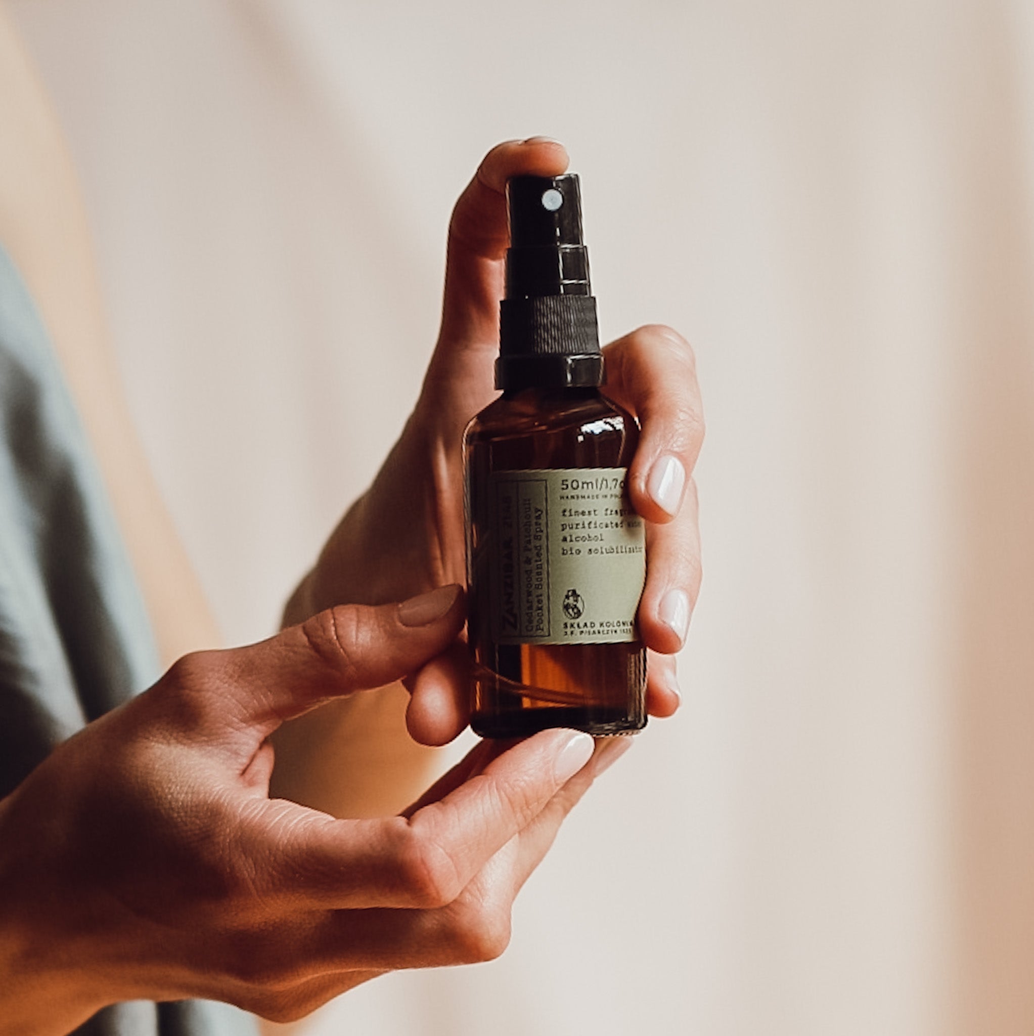 ZANZIBAR 21:48 Cedarwood & Patchouli JF Pisarczyk 1925