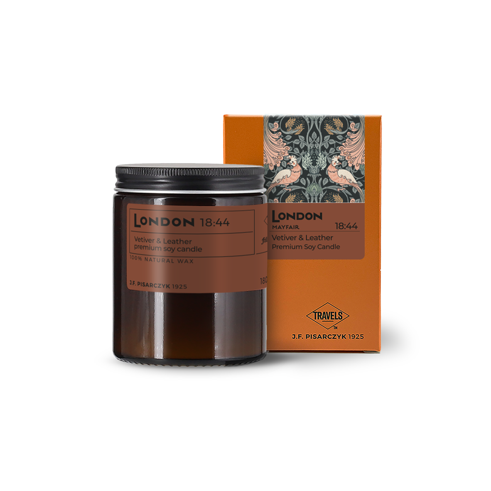 LONDON 18:44 Vetiver & Leather - Świeca sojowa premium - Kolekcja Travels