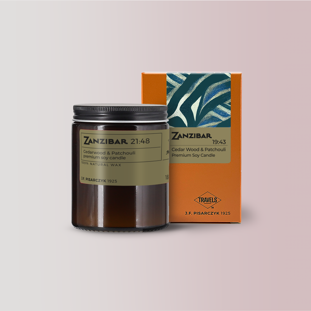 ZANZIBAR 21:48 Cedarwood & Patchouli - Świeca sojowa premium - Kolekcja Travels